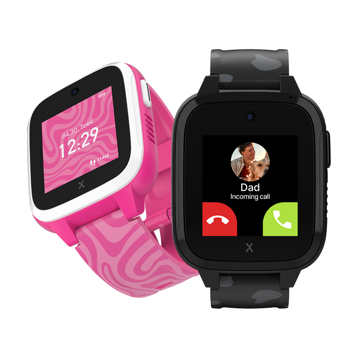No phone needed. The watch <em>does it all.</em>